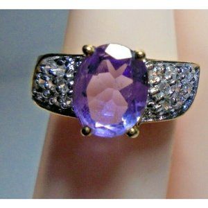 Costume Fashion Jewelry Ring size 6 amethyst purple cubic zirconia gold tone